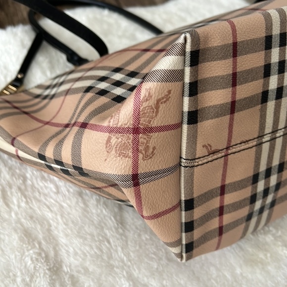 Burberry Salisburry Shoulder Tote w/ nova check (additional pics) - Picture 10 of 15